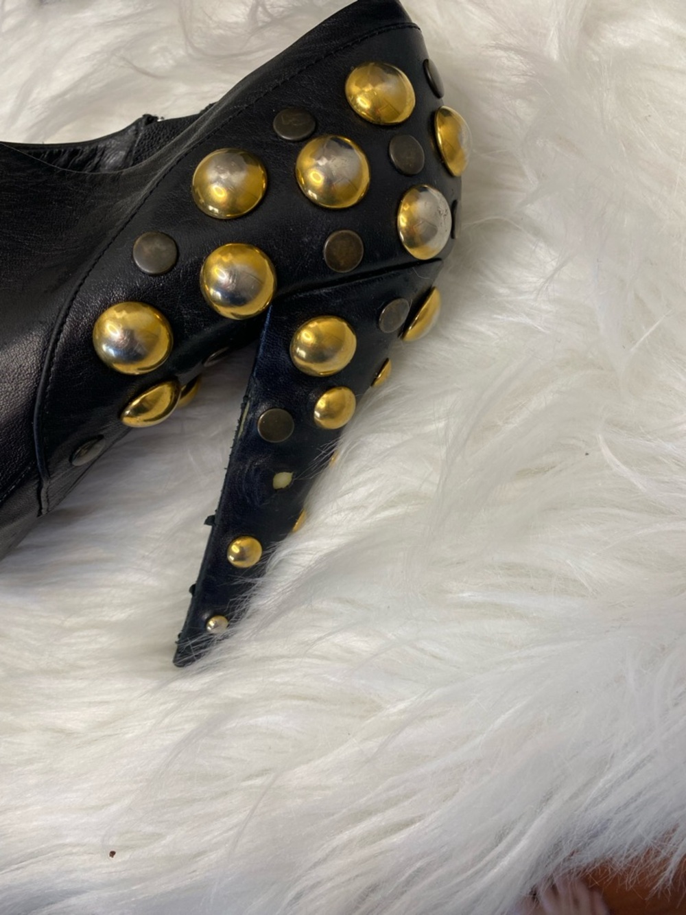 Gucci Babouska Studded Ankle Boots (Size 39)   Black leather with Gold Studs - Picture 15 of 15